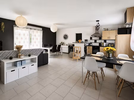 maison 5 pièces 105m2