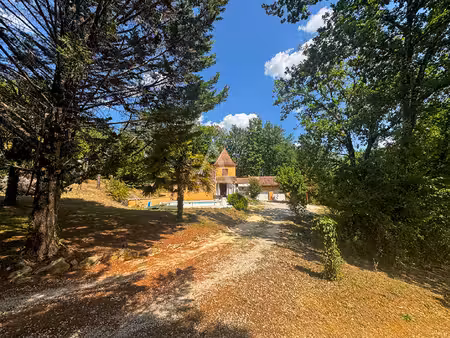 maison famillial avec piscine