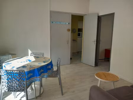 a louer barrière de begles lumineux appartement meublé de 3 pièces 50 m2