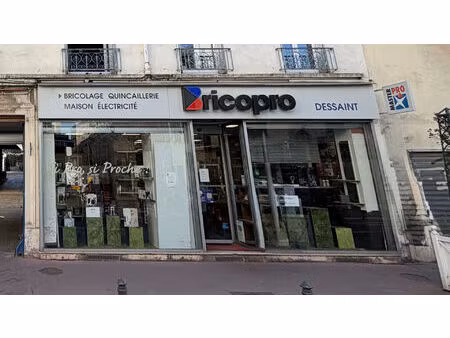 local commercial montrouge avenue de la république à montrouge