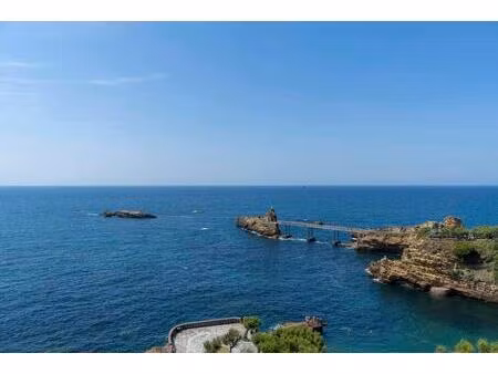 biarritz port vieux – appartement vue mer avec ascenseur