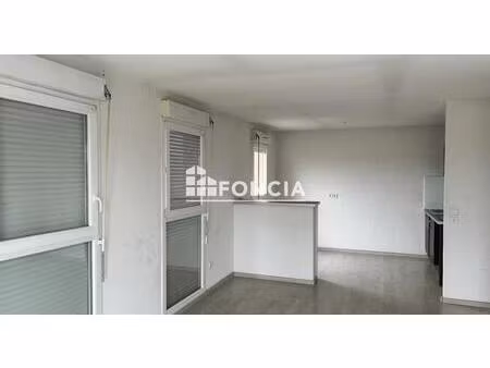 appartement t3 avec deux places de parking