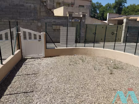 à louer superbe t3 en rez-de-jardin de 54 m2 entièrement r