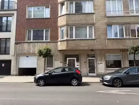 montjoie - garage fermé