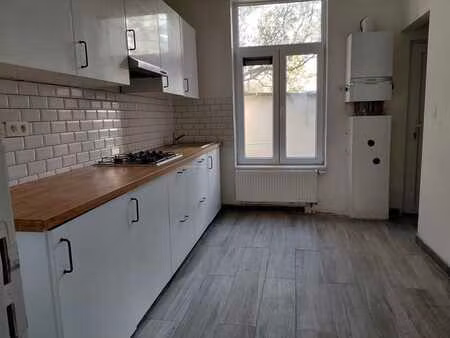maison 5 chambres evere - loyer 2800€/mois