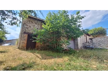 maison 2 pièces - 70 m²