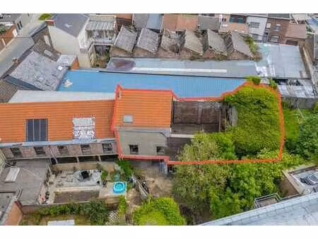 superbe projet plein de potentiel de 3 lofts à chatelineau !