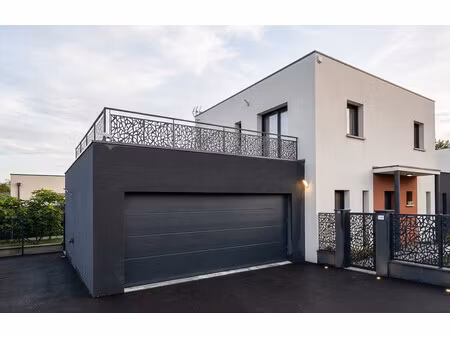 maison toit plat / terrain de 530m²