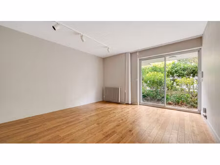 appartement neuilly-sur-seine 2 pièces 59 m2 et son jardin de 23m2