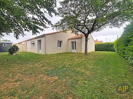 maison lucon 4 pièce(s) 91.77 m2