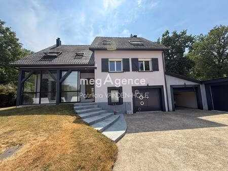villa à 1h de paris   vendu avec le mobiliers   prestations récentes