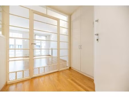 appartement à louer à rue souveraine 29 ixelles (vbe47589)