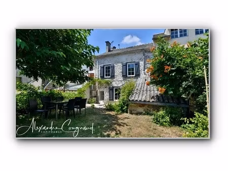 a vendre arfons (81) - maison en pierre  137 m²  3 chambres  cœur de village  entièrement 