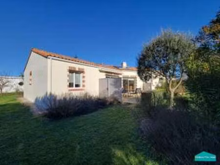 vente maison à villeneuve-en-retz (44580) : à vendre / 102m² villeneuve-en-retz