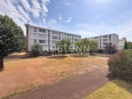 location appartement 4 pièces 73 m² à bron (69500)