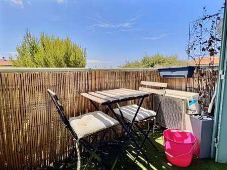 location appartement 3 pièces  60.59m²  marseille 12