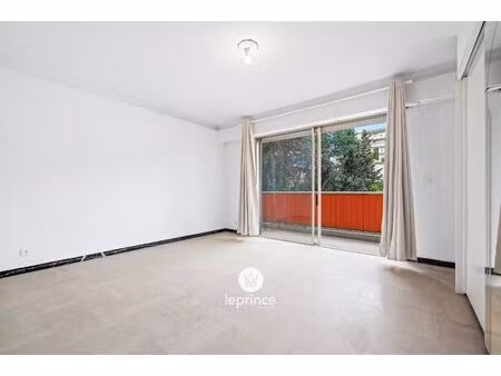 nice cimiez - grand studio - balcon
