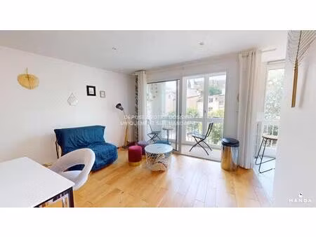 studio meublé - 2   avenue anatole france  86000  poitiers  france