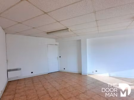 bureau 78310