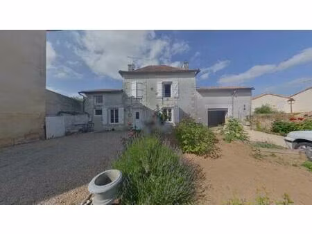 location maison 4 pièces 71m² quincay 86190