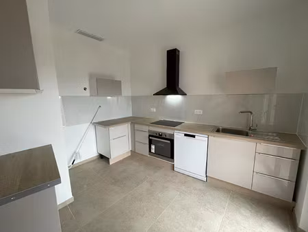 location maison 3 pièces 74 m² à allauch (13190)