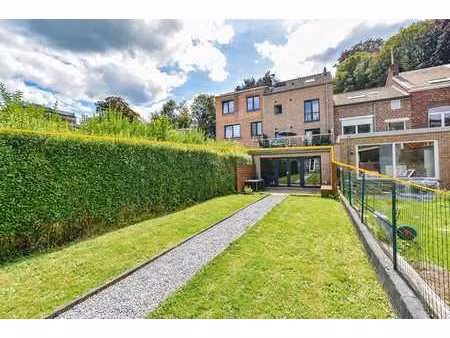 libre le 31/10/2026 - 1ch - double garage - jardin !