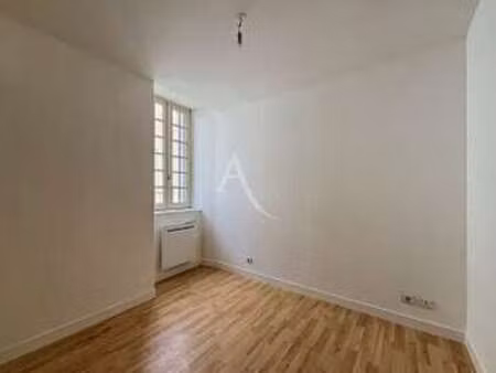 location appartement 2 pièces à cholet (49300) : à louer 2 pièces / 35m² cholet