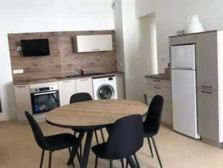location appartement 2 pièces meublé à machecoul (44270) : à louer 2 pièces meublé / 49m² 