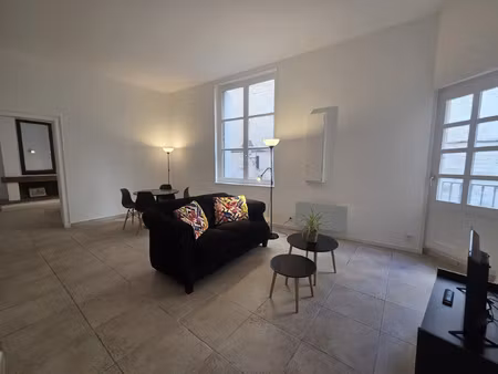 location appartement 2 pièces 51 m² à montpellier (34000)
