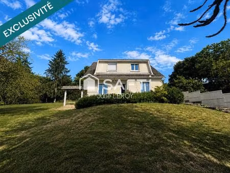 maison avec vue dégagée et beau potentiel située à mareil-en-champagne