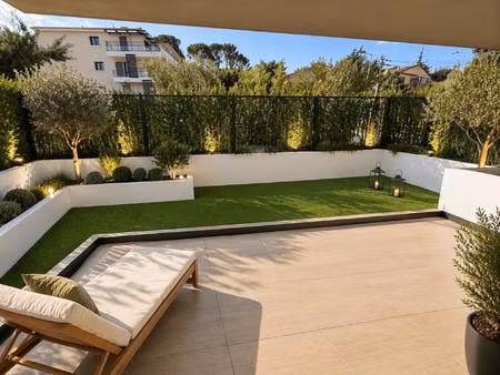 saint-raphaël  appartement 3 pièces avec jardin.