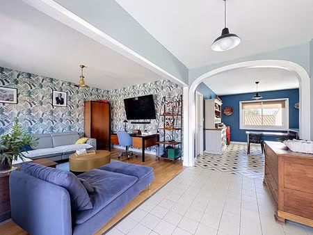 maison 6 pièces à vendre à bouin - au coeur de l'epoids