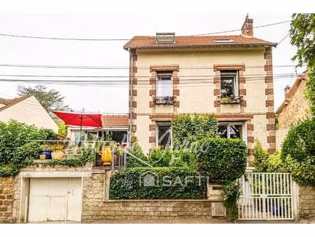 meulière parfait état 3 chambres au calme