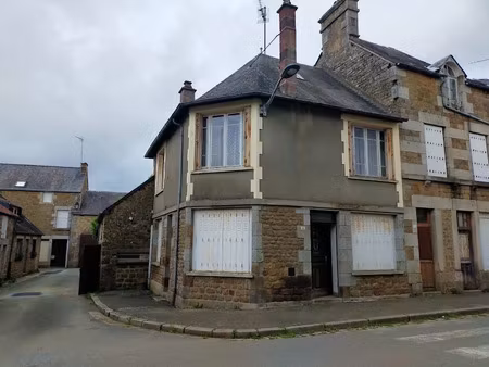 vente maison 5 pièces 77 m² à lignières-orgères (53140)  28 000 €