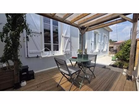 maison de 50 m² à bruyeres-le-chatel
