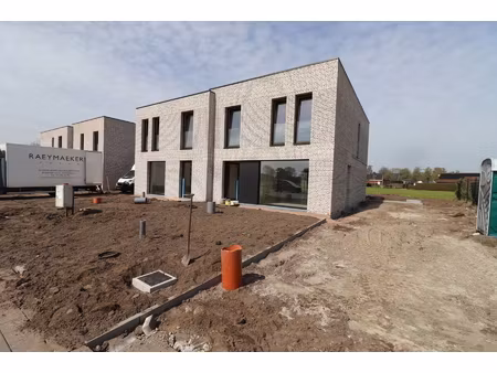 huis te huur in merksplas met 4 slaapkamers