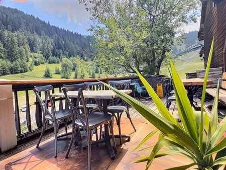 hôtel restaurant bar (murs)…. en plein cœur du mercantour et idéalement situé au pied du..