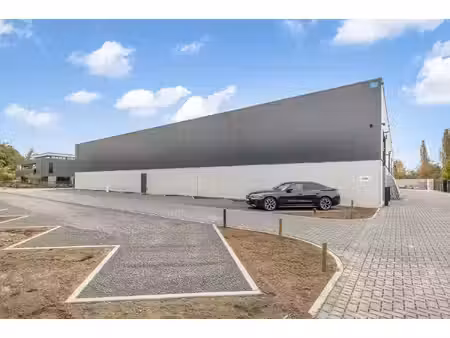 commercieel te huur in bonheiden