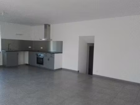 maison 3 pièces 74 m² à louer saint-antoine-du-rocher 37360 ? | era immobilier