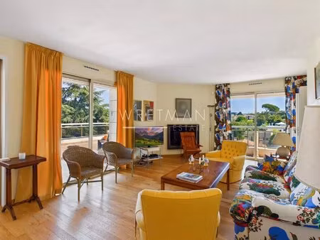 appartement 6 pièces avec terrasse vue mer – antibes