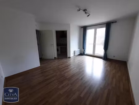 appartement à louer 1 pièce 28.04 m² - évry-courcouronnes (91) - 694€