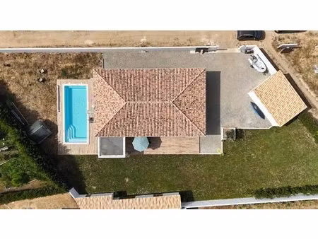 très belle villa standing piscine garage