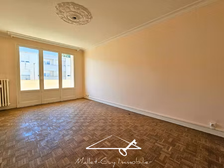 appartement t3 avec balcon