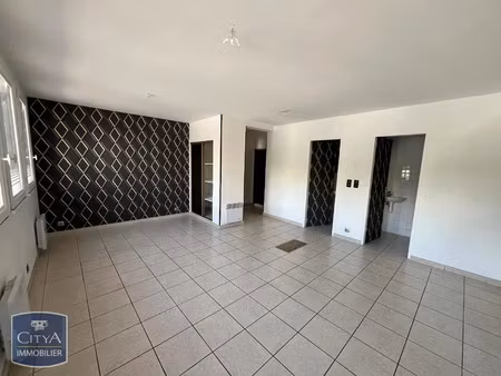 appartement à louer 1 pièce 44 m² - albertville (73) - 573€