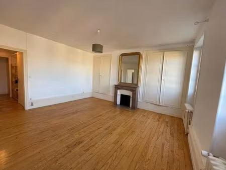 appartement à louer 5 pièces 121.12 m² - alençon (61) - 888€