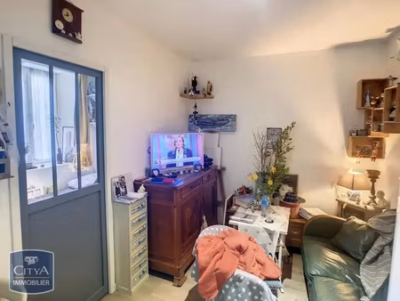 appartement à louer 1 pièce 24.86 m² - auray (56) - 422€