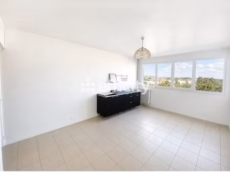 appartement 3 pièces - 52 m²
