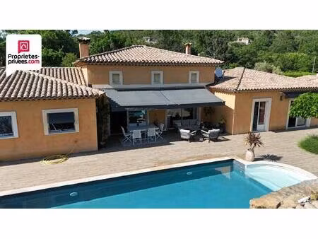 villa plain pied 7 pieces 203 m2 piscine et terrain paysager de 2500 m2