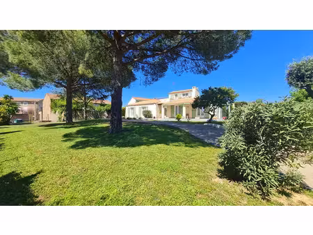 jolievilla de 129m² avec piscine/dépendance sur 1606m² de terrain