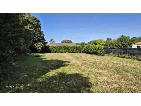 achat terrain 700m² grezac 17120